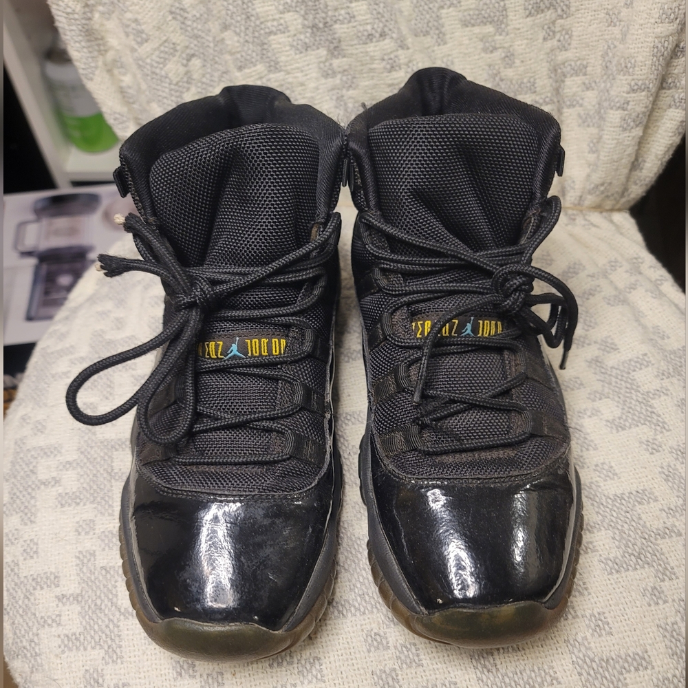 2013 Air Jordan 11 Retro GS 'Gamma Blue' Size 6Y